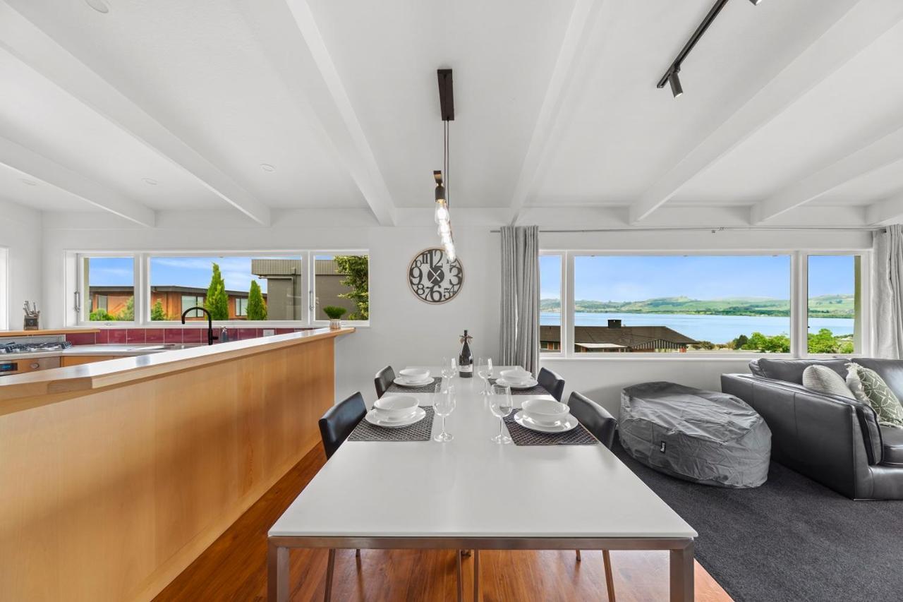 Hilltop House - Taupo Luaran gambar