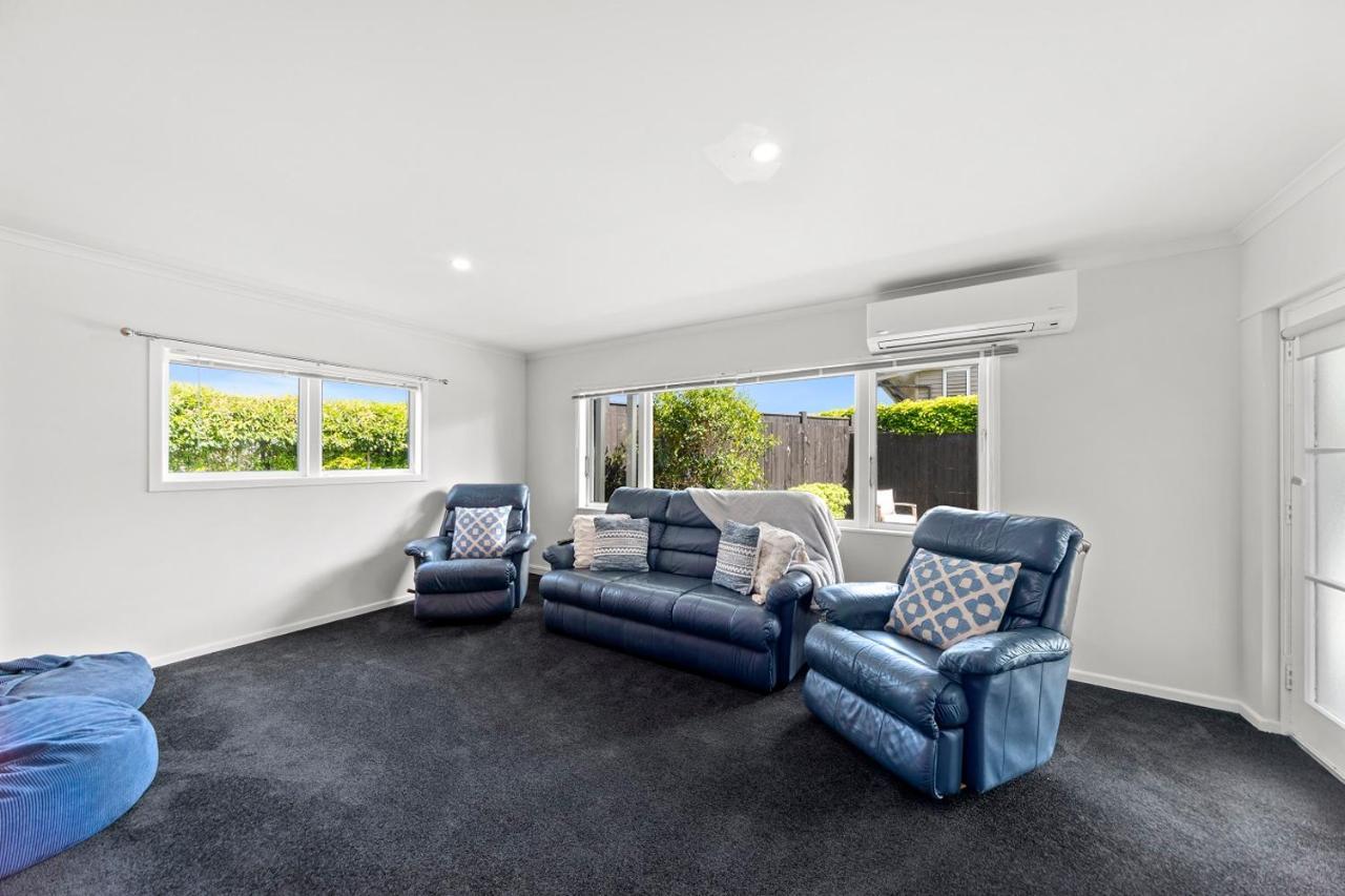 Hilltop House - Taupo Luaran gambar